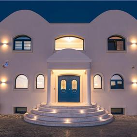 6 bedroom luxury villa with pool near Agia Pelagia, sleeps 12